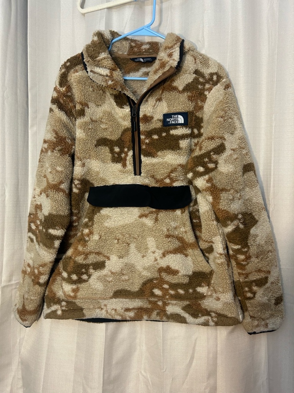 The North Face Campshire Pullover Hoodie